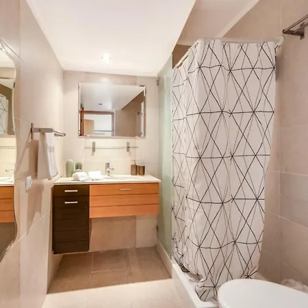Apartment Guestready - Cream And Wood In Alcantara Lisbon