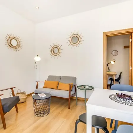 Guestready - Cream And Wood In Alcantara 리스본